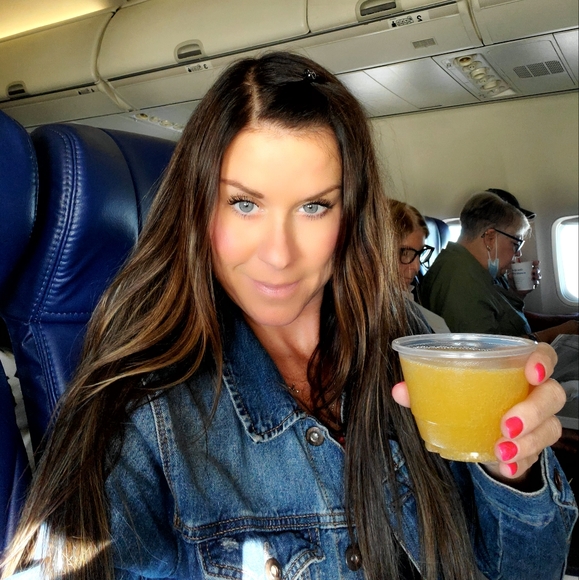 Meet your Posher, Sarah ππ€ Posh Ambassador!! π - Picture 1 of 2